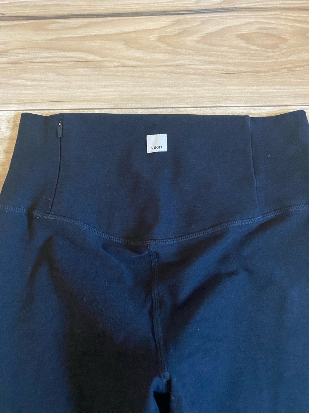 Vuori Women’s Black Performance Leggings with High Waistband